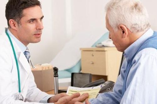 Người cao tuổi khó thở, mệt mỏi: Coi chừng bệnh amyloid tim
