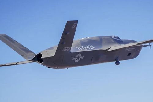 UAV YFQ-44 Fury bay thử, Mỹ tiến gần đội hình chiến đấu người và máy