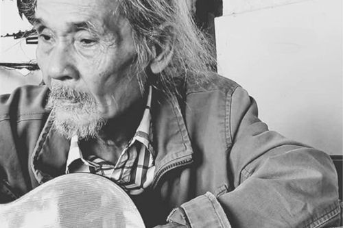 Nhà thơ 'Hoàng tử bé' Nguyễn Quang Tấn qua đời