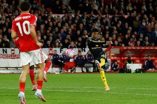 Man Utd tìm lại được vũ khí tối thượng trên sân Nottingham