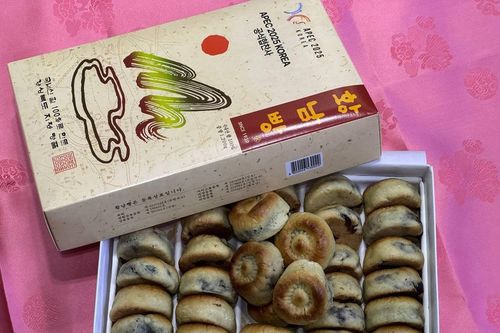 Bánh đậu đỏ gây sốt sau lời khen của Chủ tịch Tập Cận Bình