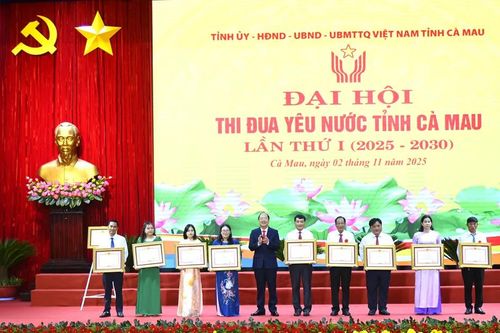 Thi đua yêu nước, tạo sức mạnh cộng sinh để Cà Mau cất cánh
