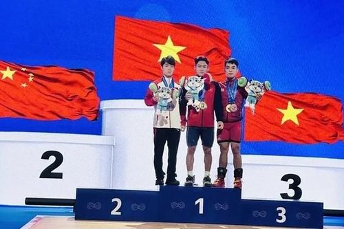 53 vận động viên, huấn luyện viên được tặng Huân chương Lao động
