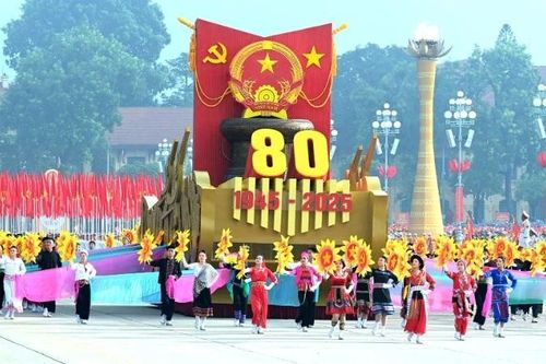 Phát huy vai trò chủ thể của nhân dân, dân chủ xã hội chủ nghĩa và sức mạnh đại đoàn kết toàn dân tộc