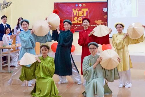 Khi người trẻ giữ hồn Việt giữa nhịp sống hiện đại