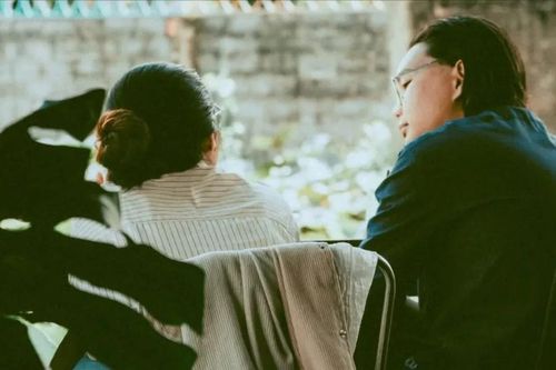Hạnh phúc trong thế giới AI