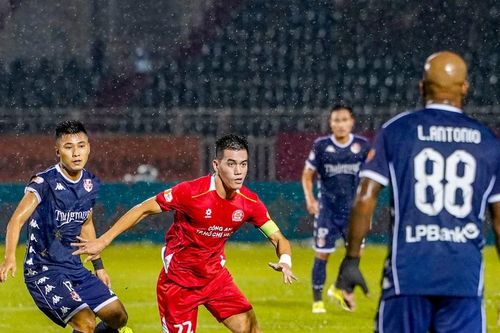 HLV Lê Huỳnh Đức phân tích nguyên nhân mất ba điểm trên sân nhà