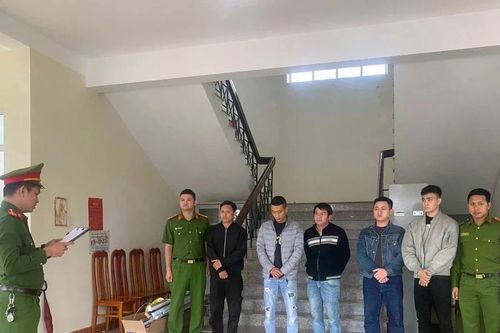 Khởi tố 7 đối tượng trong vụ hỗn chiến lúc nửa đêm ở Quảng Trị