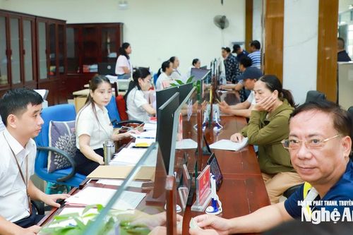 Sở Nội vụ Nghệ An đã tiếp nhận 16 hồ sơ để thẩm định điều động, biệt phái cán bộ tỉnh về cấp xã