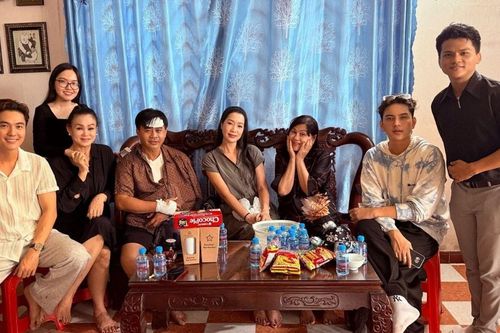 Nghệ sĩ Chánh Thuận gãy xương vai sau tai nạn giao thông
