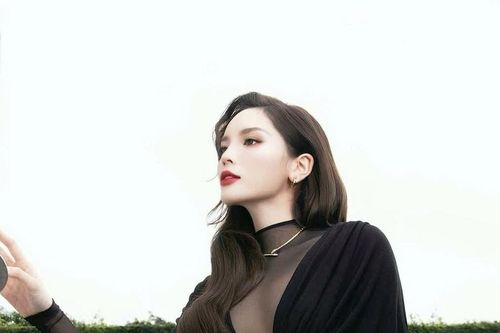 Kỳ Duyên gọi Thiên Ân là 'vợ' trên mạng xã hội gây xôn xao