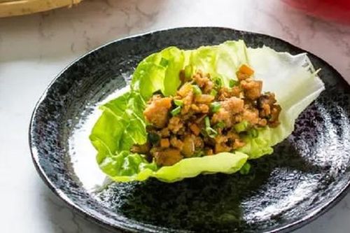 Mỹ đánh giá 'rau tốt nhất thế giới' hóa ra là rau quen thuộc mọc um tùm ở Việt Nam