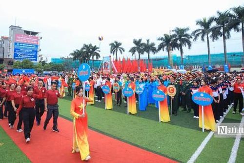 Hà Nội: Hàng nghìn người tham dự Đại hội Thể dục thể thao xã Ô Diên lần thứ I