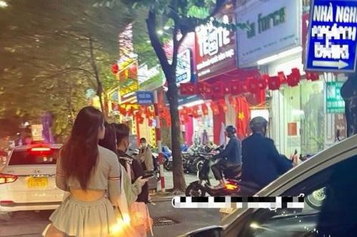 Xử lý nam thanh niên chở 4 cô gái không đội mũ bảo hiểm trên đường Trần Duy Hưng