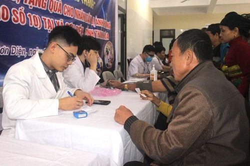 Nhiều hoạt động thiện nguyện đến với bà con vùng lũ xã Sơn Điện