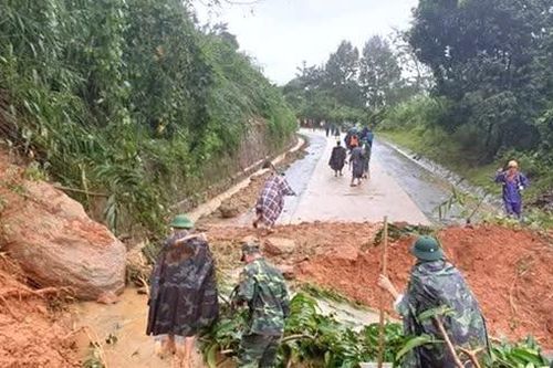Đã có 8 người chết và mất tích do mưa lũ