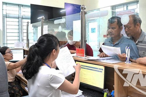 Đồng Hỷ: Chủ động hỗ trợ người dân khôi phục giấy tờ bị hỏng do mưa lũ
