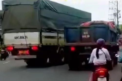 Đồng Nai: Tài xế ô tô tải bị phạt vì tạt đầu xe ben trên quốc lộ 20