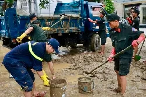 Quảng Trị: Bộn bề công việc tái thiết sau lũ lụt