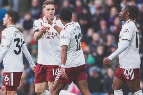 Arsenal giữ sạch lưới trận thứ bảy liên tiếp
