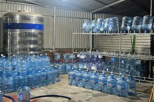Bóc trần thủ đoạn làm nước tinh khiết giả