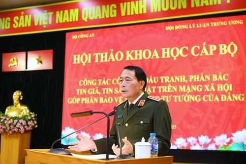 Nâng cao hiệu quả trong đấu tranh, phản bác tin giả, tin sai sự thật trên mạng xã hội