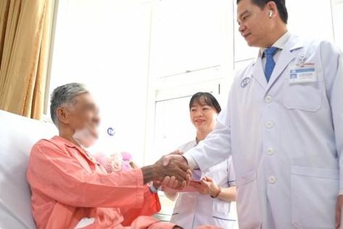 Ca phẫu thuật đặc biệt cho bệnh nhân có nhịp tim 40 lần/phút, bị biến chứng sau phẫu thuật xương hàm