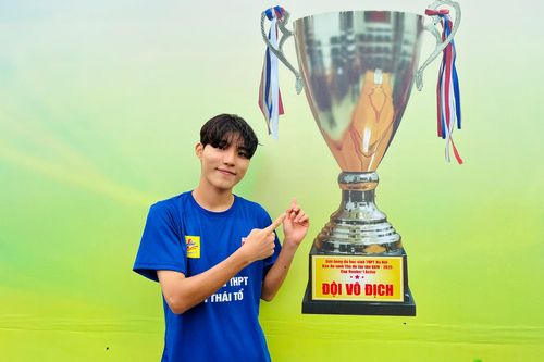 Cầu thủ Hàn Quốc mơ vô địch giải bóng đá học sinh An ninh Thủ đô