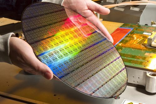 Nexperia Hà Lan cắt nguồn tấm bán dẫn cho nhà máy Trung Quốc