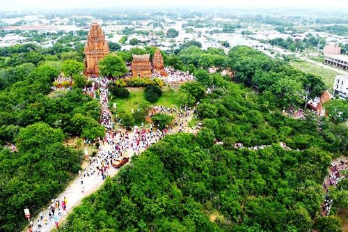 Khánh Hòa: Mục tiêu du lịch tăng trưởng hai con số, đón 31,6 triệu khách năm 2030
