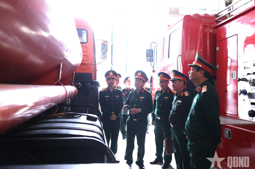 Tư lệnh Quân khu 1 kiểm tra kết quả thực hiện nhiệm vụ năm 2025 đối với các đơn vị trực thuộc Bộ Tham mưu Quân khu