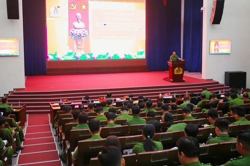 Công an TPHCM tập huấn nghiệp vụ PCCC cho cơ sở