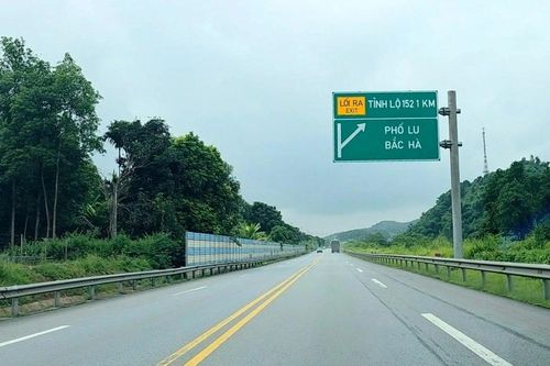 Thí điểm phân làn, thay đổi tốc độ trên cao tốc Nội Bài-Lào Cai