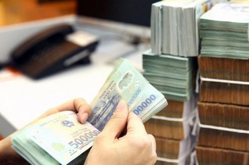 Tăng lương cơ sở và bài toán niềm tin