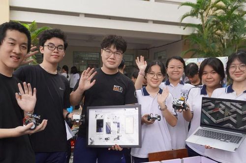 Bạn trẻ TPHCM sáng tạo, trải nghiệm khoa học tại ngày hội 'Tự hào là Học sinh 3 tốt'