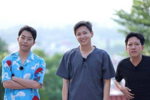Trường Giang so tài với 'em xinh' cao 1m76, 'nổi đóa' khi bị đánh hội đồng