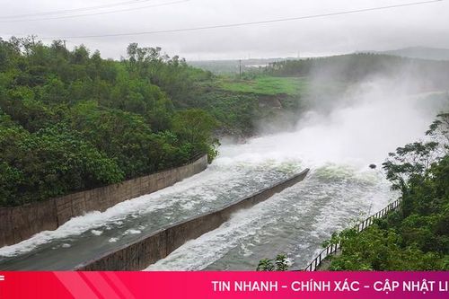 Hồ Kẻ Gỗ giảm lưu lượng xả tràn xuống 200 m3/giây