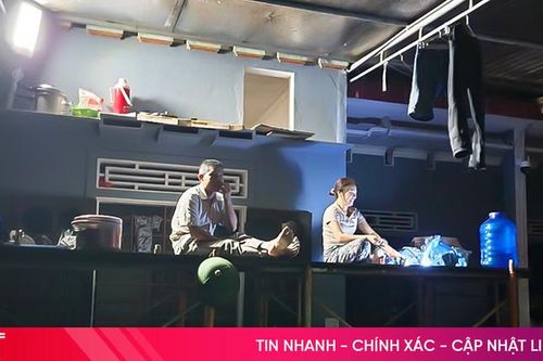 Những đêm dài với người dân vùng lũ