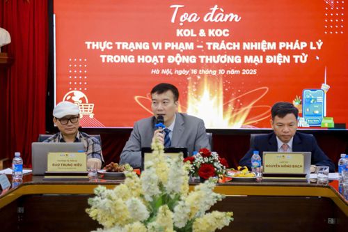 Trách nhiệm pháp lý của người có tầm ảnh hưởng và doanh nghiệp khi bán hàng online