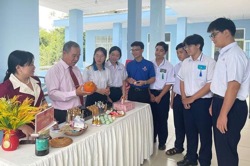 Lan tỏa tinh thần khởi nghiệp, đổi mới sáng tạo