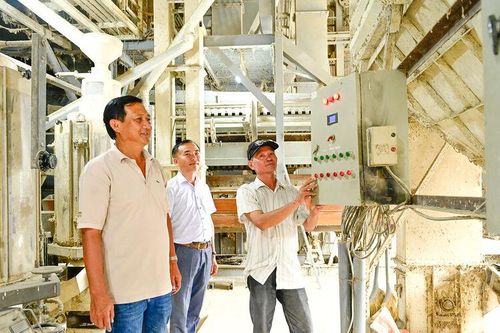 Phát triển kinh tế tư nhân ở Vĩnh Phong