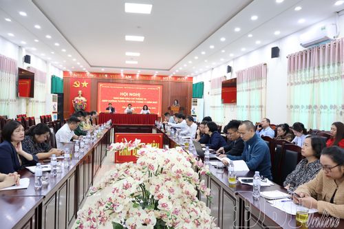 Hội nghị giao ban báo chí tháng 10, định hướng tuyên truyền tháng 11/2025