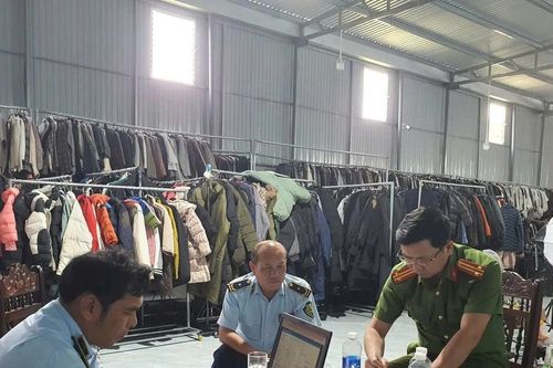 Gia Lai: Kinh doanh quần áo không rõ nguồn gốc, 1 công ty bị phạt 70 triệu đồng