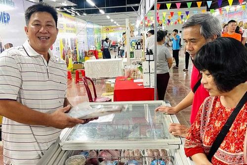 Khơi dậy niềm tự hào, nâng cao ý thức sử dụng hàng nội địa