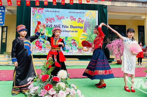 'Lá cờ đầu' giáo dục ở Ngân Sơn