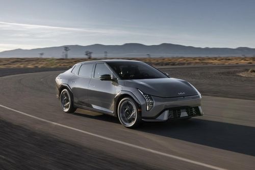 Chi tiết EV4 2026 - mẫu sedan điện đầu tiên của Kia