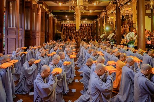 Đại giới đàn Cam Lộ - Đỗng Quang: Truyền giới Sa-di, Sa-di-ni tại giới trường chùa Minh Thành, Bửu Sơn