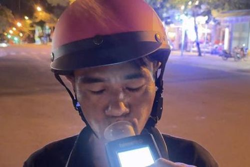 Một ngày phát hiện gần 2.500 'ma men' lái xe, trong đó có 15 phụ nữ