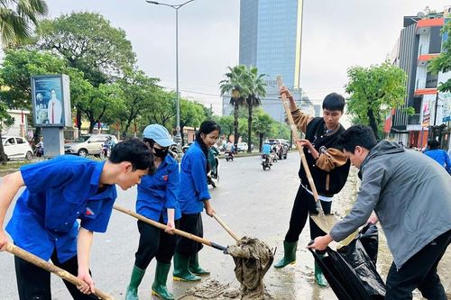 Hơn 4.200 trái tim xanh quyết tâm ra quân 'Vì một Huế thương sạch đẹp'