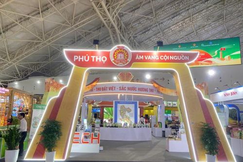Khám phá Đất Tổ: Bốn mùa, một hành trình